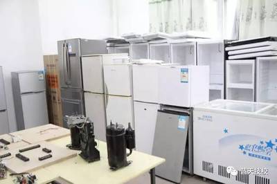 廣州市藍(lán)天技工學(xué)校制冷設(shè)備運(yùn)用與維修中技班 打造安裝、維護(hù)與銷(xiāo)售一體化的專(zhuān)業(yè)人才
